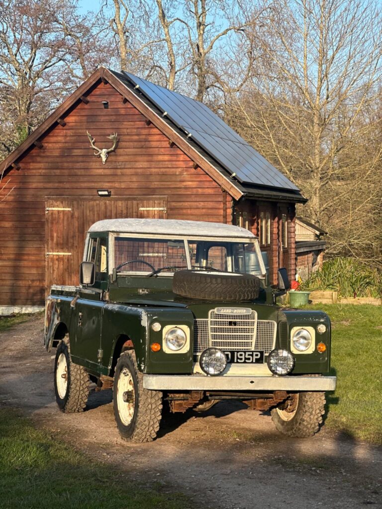 1975 - Land Rover Series III 2.3 88 Pickup 2dr Petrol Manual (77 bhp) - £9250