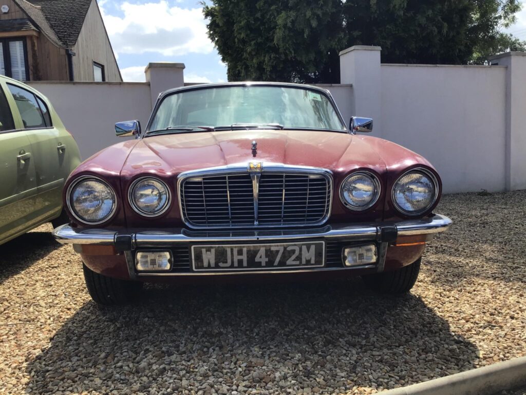 1974 - Jaguar XJ 4.2 Series 2/3 XJ6 4dr - £11999