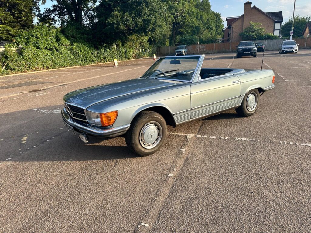 1972 - Mercedes-Benz 350 SL 3.5 - £13500