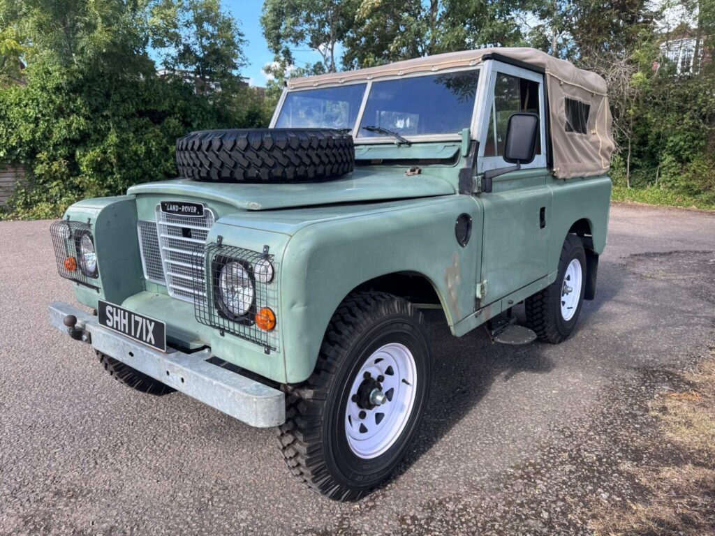 1981 - Land Rover Series III 2.3 88 Pickup 2dr Petrol Manual (77 bhp) - £24995