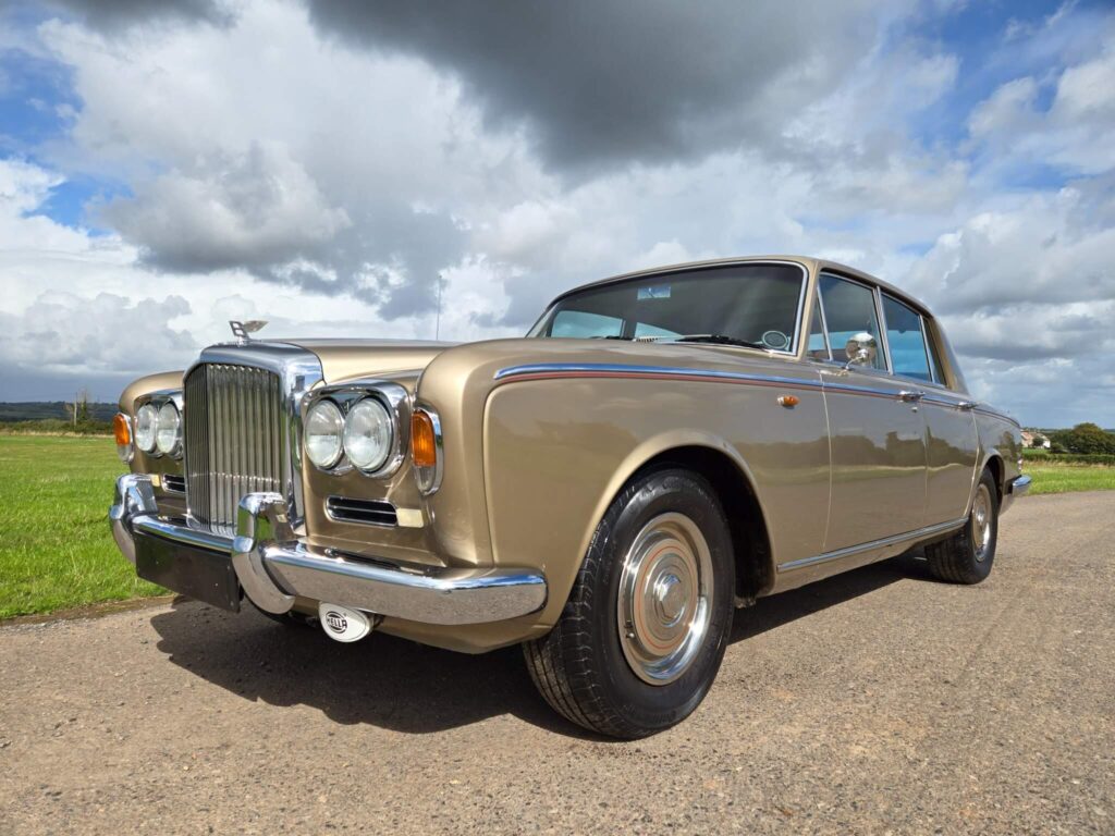 1969 - Bentley T Series Bentley’s first monocoque saloon 6.2 - £22000